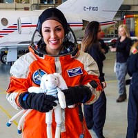 Hingga kini belum diketahui kapan Virgin Galactic yang didirikan oleh pengusaha Richard Branson ini akan mengirim Kellie. Diprediksi jika Kellie akan diterbangkan pada 2022. Foto: Instagram