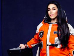 Sosok Ilmuwan Cantik yang Bakal Melesat ke Antariksa