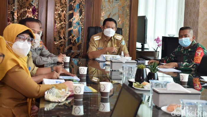klaster hajatan di lamongan