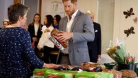 Bukan tanpa alasan, Meghan Markle mengeluarkan buku tersebut untuk beramal. Ia juga mengajak komunitas Muslim yang ada di Inggris. Foto: Instagram