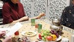 Kompaknya Meghan Markle dan Pangeran Harry saat Cicip Masakan Chef