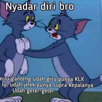 Nggak usah takut duluan yuk, kalau ceweknya sudah terlanjur cinta mungkin dia nggak akan memandang kendaraanmu. Jadi, coba aja dulu! Foto: Instagram.com/mrci.id