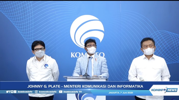 Menkominfo Johnny G Plate menjelaskan kronologis internet di Papua lumpuh dan upaya penangan pemulihan layanan di wilayah terdampak.