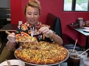 Minuman Terburuk untuk Kesehatan hingga YouTuber Mukbang Dituduh Penipu