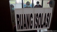 Hari ini, Senin (7/6/2021) Sekda Kota Bandung Ema Sumarna meninjau pelaksanaan simulasi PTM disejumlah sekolah salah satunya di SD dan SMP Santo Yusup di Jalan Jawa.  
