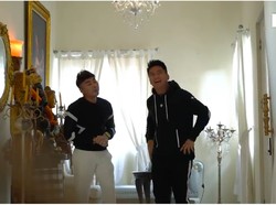 10 Potret Rumah Mewah Roy Kiyoshi, Penuh Benda-benda Mistis