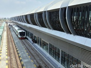 14 Perjalanan KA Daop 6 Batal Imbas Evakuasi Kereta di Bekasi, Ini Daftarnya