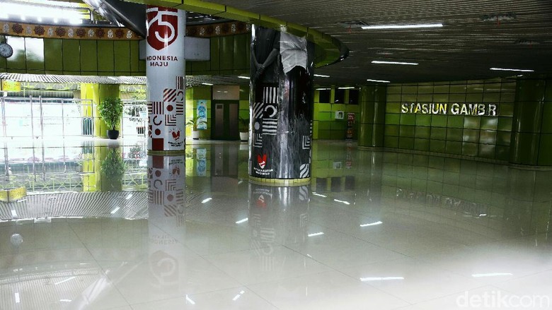 Selain Gambir, Ini Detetan Stasiun Keren di RI Stasiun Gambir mendapat pujian dari netizen India. Selain Gambir, Indonesia juga memililki setasiun keran lainnya.