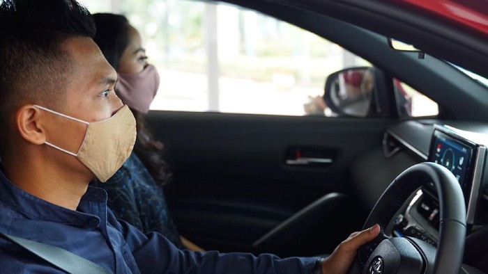 Tips mencegah mabuk saat berkendara dengan mobil