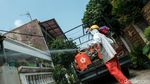 Usai Lockdown, 4 RT di Kelapa Dua Disemprot Disinfektan