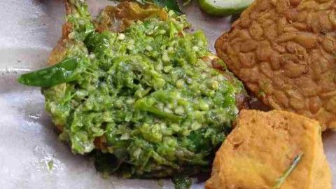 5 Ayam Penyet Sambal Ijo yang Mantul Ini Jadi Buruan di Jakarta