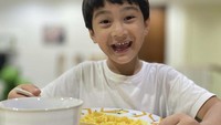 Anak Raffi Ahmad, Raffathar, juga punya ketakutan, tapi dengan sayuran. Foto: Instagram Raffi Nagita