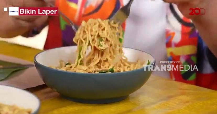 Bikin Laper! Ncess Nabati Jajan Bakmi Jawa Viral di Bogor