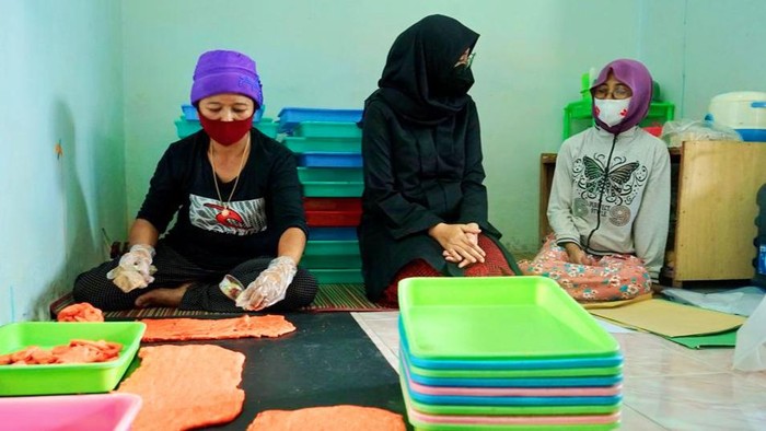 Bupati Ipuk Janji Fasilitasi UMKM Urus ke BPOM