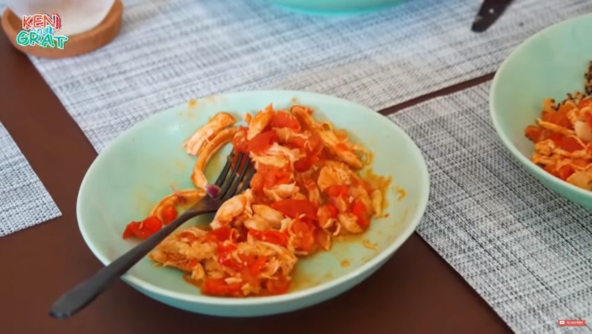 Cinta Laura Masak Makanan Sehat