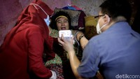 Program vaksinasi COVID-19 dari rumah ke rumah kali ini menyasar orang dengan gangguan jiwa (ODGJ) serta individu berkebutuhan khusus (IBK).