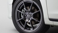 Khusus bagian velg 16 inci tersebut, terbuat dari bahan aluminium untuk mengejar bobot ringan dan tampilan yang sporty seperti di mobil balap Super GT. Foto: Dok. Honda