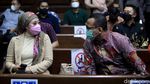 Jalani Sidang Lanjutan, Edhy Prabowo Didampingi Istri