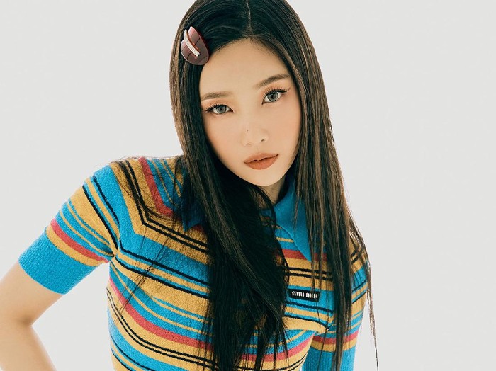 Joy Red Velvet