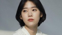 Jung Yi Seo dengan rambut pendeknya juga bikin jatuh cinta, kan? Foto: (dok. Instagram/honestly_august)