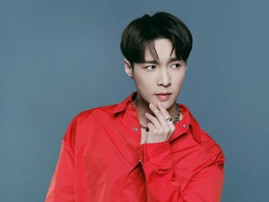 5 Fakta Lay EXO, Rilis Samadhi Real Fire di Hari Ultah