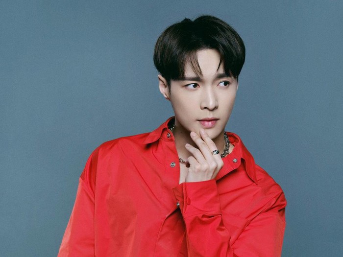 Lay EXO