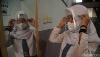 Pemprov DKI sebelumnya telah melakukan uji coba pembelajaran tatap muka tahap pertama di 85 sekolah semua jenjang mulai 7 hingga 29 April lalu.
