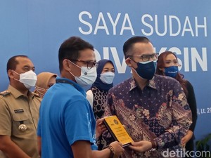 Kemenparekraf Vaksin 4 Ribu Pelaku Ekonomi Kreatif