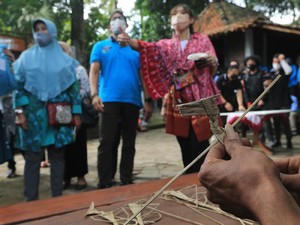 Sandiaga: Pelaku Ekraf Harus Berani Berubah, Kalau Tidak Punah Seperti Dinosaurus