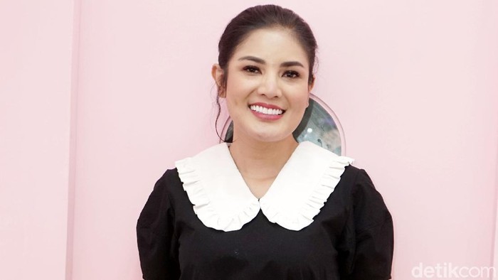 Nindy Ayunda saat ditemui di kawasan Blok M, Jakarta Selatan.