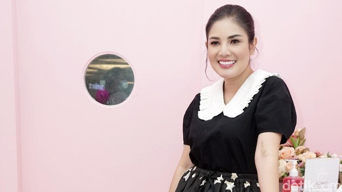 Nindy Ayunda saat ditemui di kawasan Blok M, Jakarta Selatan.