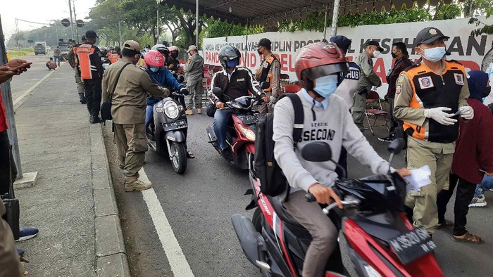 penyekatan di suramadu hari ketiga