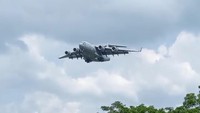 Kedatangan pesawat jumbo militer AS ke RI tersebut untuk latihan gabungan bersama TNI AU. (Instagram @sgnatr_)