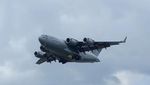 Penampakan Pesawat Jumbo Militer AS Mendarat di Pekanbaru