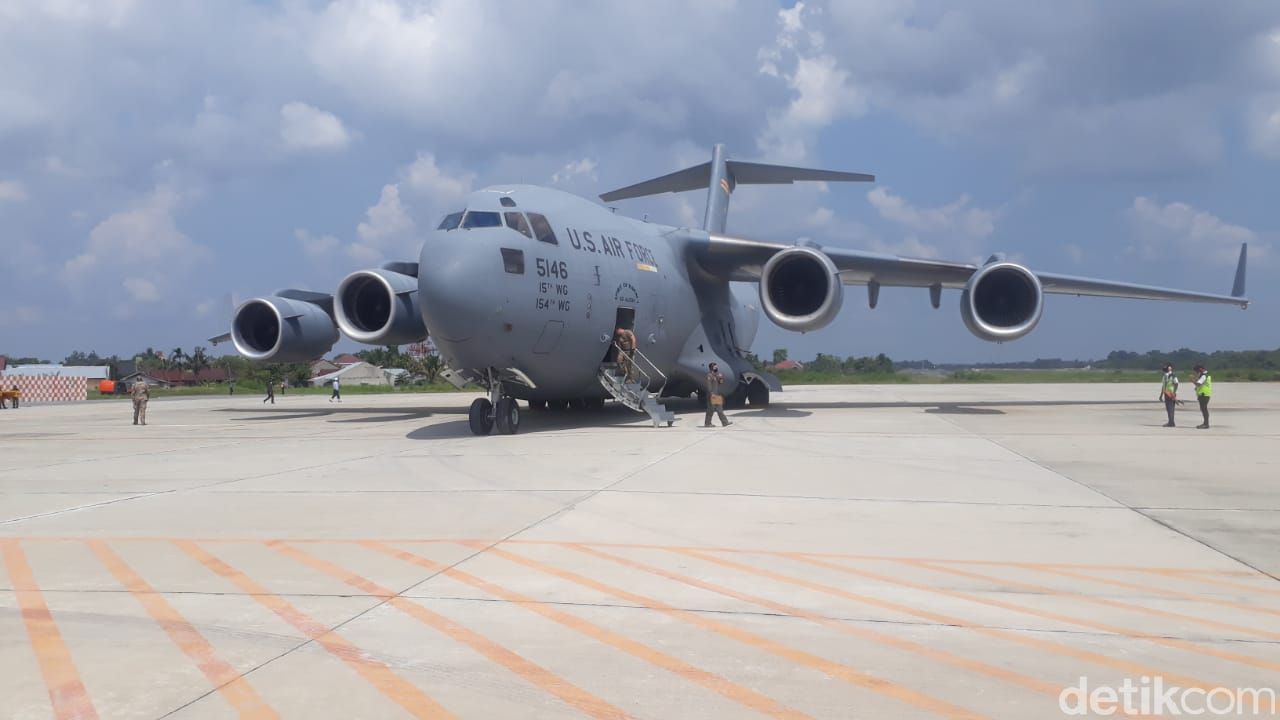 Pesawat militer AS C-17 Globe Master mendarat di Pekanbaru dalam rangka latihan bersama TNI AU bertajuk Exercise Cope West 2021 (Dok Kapentak Lanud RSN)