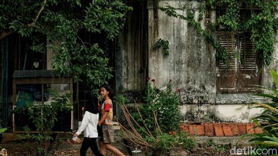Potret Rumah Tua Peninggalan Belanda yang Tersembunyi di Tangsel