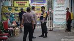 Puluhan Warga Terpapar COVID-19, Satu RW di Tangerang Lockdown