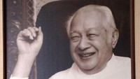 Pada saat itu krisis ekonomi yang terjadi menyebar hampir sebagian negara di dunia. Pertama kali dimulai pada 2 Juli 1997 ketika Thailand mendeklarasikan ketidakmampuan untuk membayar utang luar negerinya. (dok. detik)