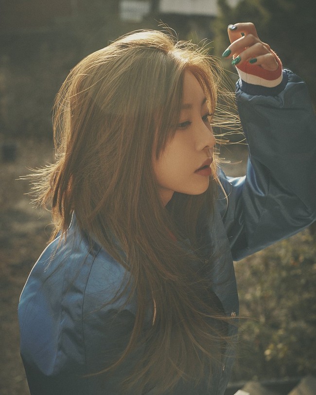 Sojin Girl’s Day memiliki fobia akan ceker ayam. Ia takut melihat bentuknya, meskipun banyak ditemukan di Korea Selatan. “Rasanya bahkan tak seperti makanan,” ungkapnya dalam acara Hello. Foto: dok. DreamT Entertainment