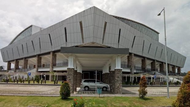 Stadion tertutup di kawasan Mimika Sport Complex akan digunakan untuk arena pertandingan basket pada PON XX Papua, 2-15 Oktober 2021. (ANTARA/Evarianus Supar)