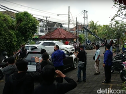 Jerinx Langsung Jalani Prosesi Melukat Usai Bebas