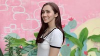 Beberapa produk kecantikan telah dirilis oleh wanita kelahiran 15 Januari tersebut. Dok. Instagram/yannimelwani