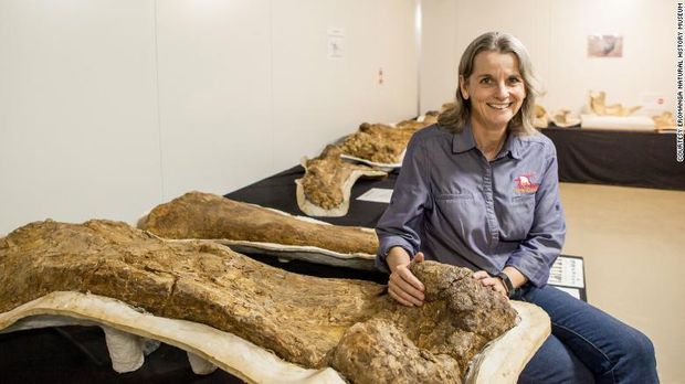 Dinosaurus terbesar ditemukan di Australia