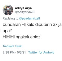 Suka-suka bapak aja deh jadinya apa. Bikin senyum-senyum tapi kesal sendiri aja nih. Foto: Twitter/@adityarya28