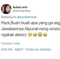 Coba di cek dulu, mungkin buahnya lagi sakit makanya pucat. Kalau sakit coba di bawa ke dokter deh.. Foto: Twitter/@shrinarfaza