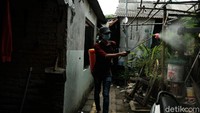 Penyebaran kasus diduga dari salah seorang warga yang kembali dari kampung halaman usai mudik.  