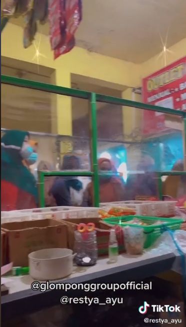 Kisah sukses tukang bakso Kisah Sukses Tukang Bakso, Sempat Diremehkan hingga Punya Banyak Cabang