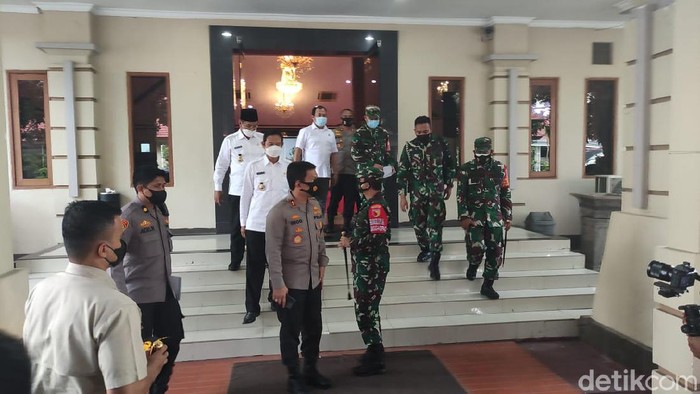 klaster hajatan di lamongan