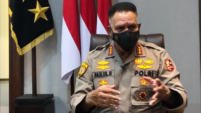 Kabaintelkan Polri Komjen Paulus Waterpaw