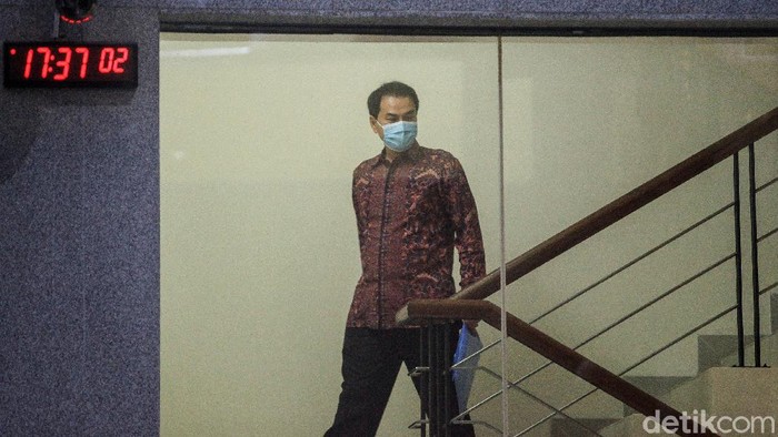 Wakil Ketua DPR RI Azis Syamsuddin diperiksa KPK sebagai saksi terkait kasus suap yang melibatkan Walkot Tanjungbalai.
